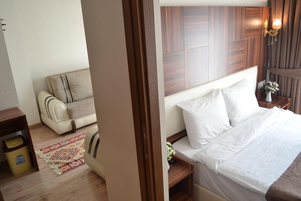 New Fatih Hotel Истанбул Екстериор снимка