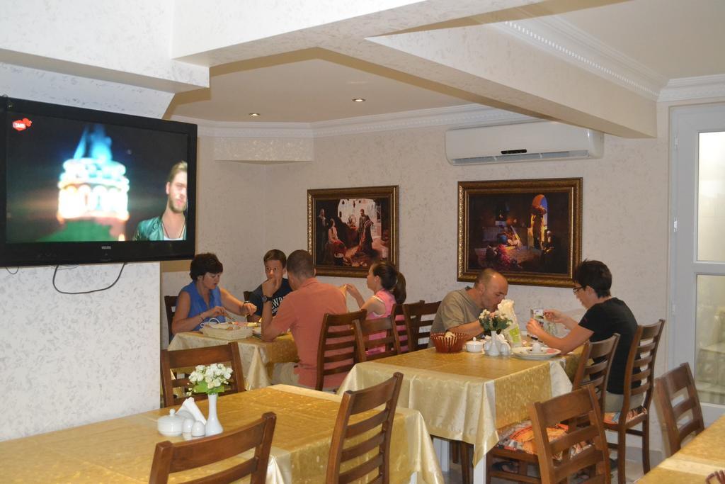 New Fatih Hotel Истанбул Екстериор снимка